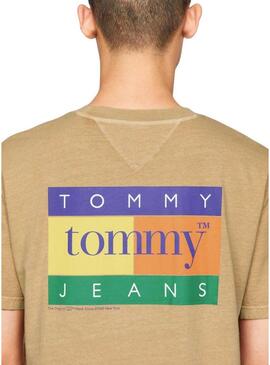 Maglietta Tommy Jeans Summer Flag Marrone Tostato Per Uomo