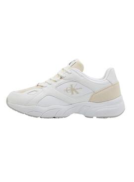 Scarpe Calvin Klein Jeans Retro Tennis bianche e beige per donna.