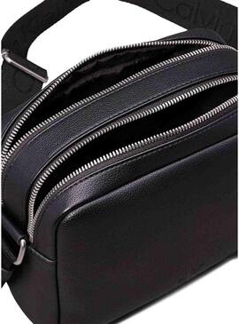 Borsa Calvin Klein Jeans Camera Ultralight nera per donna