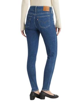 Pantaloni in denim Levis 711 per donna