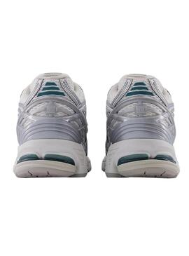 Sneakers New Balance 1906R argento e verde per donna