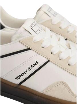 Scarpe Tommy Jeans Greenwich bianche e nere per uomo.