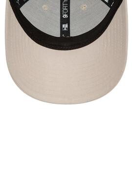 Cappello New Era Flawless 9Forty beige per uomo e donna